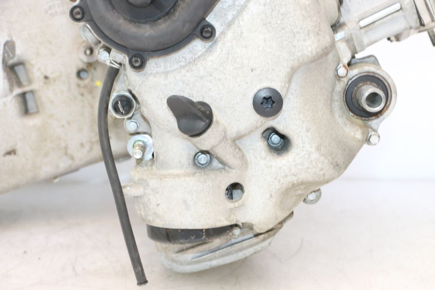 photo de ENGINE PIAGGIO MP3 LT 400 (2007 - 2012) - Detailed visual inspection