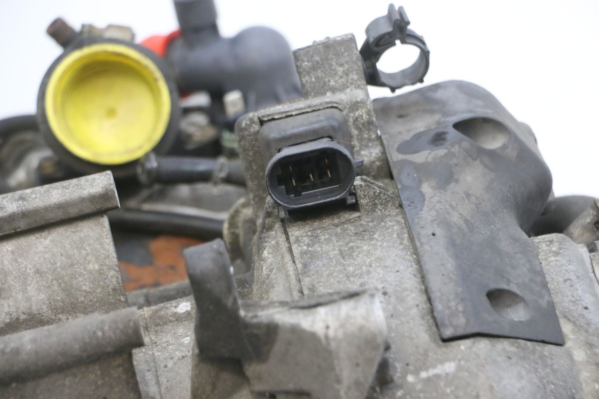 photo de ENGINE PIAGGIO MP3 125 (2006 - 2014) - Detailed visual inspection