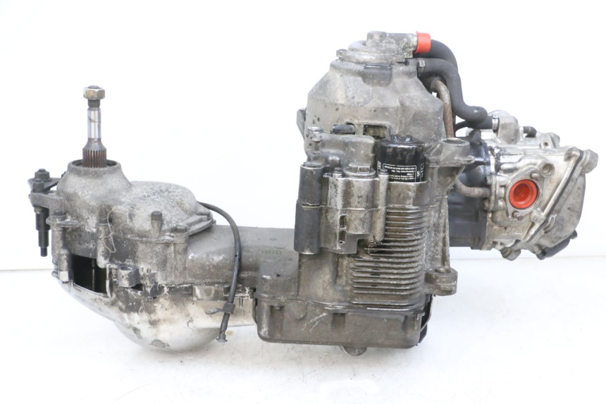 photo de ENGINE PIAGGIO MP3 125 (2006 - 2014) - Surface and material condition