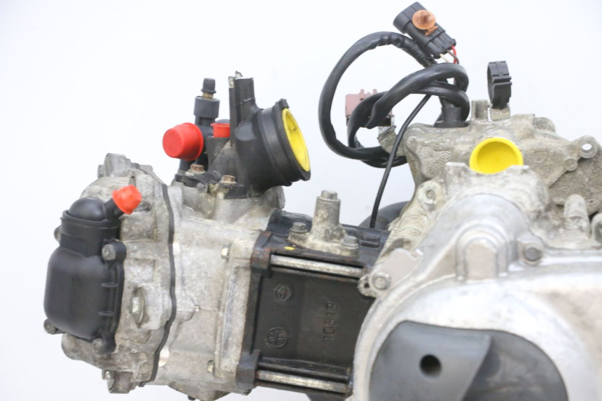 photo de ENGINE PIAGGIO MP3 RL 250 (2006 - 2010) - Alternative angle