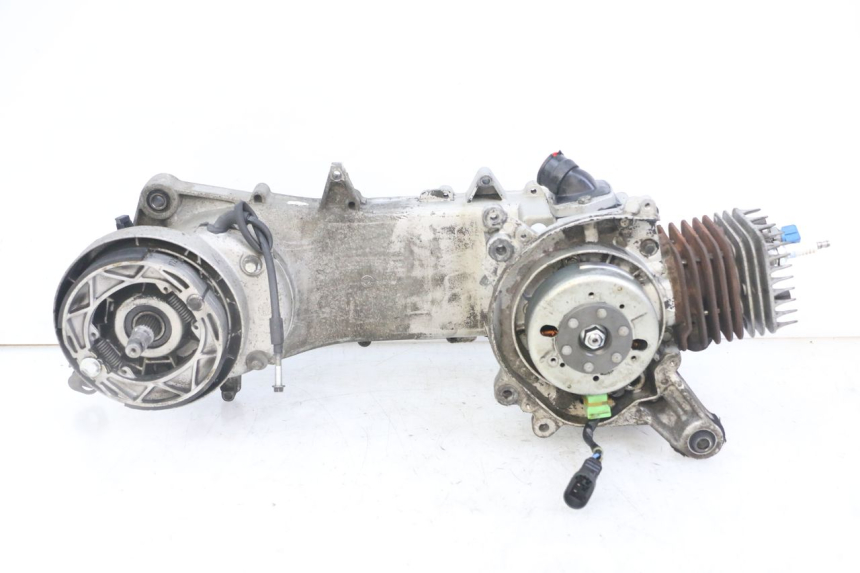 photo de ENGINE PIAGGIO NEW TYPHOON 50 (2018 - 2021) - Spare part profile view