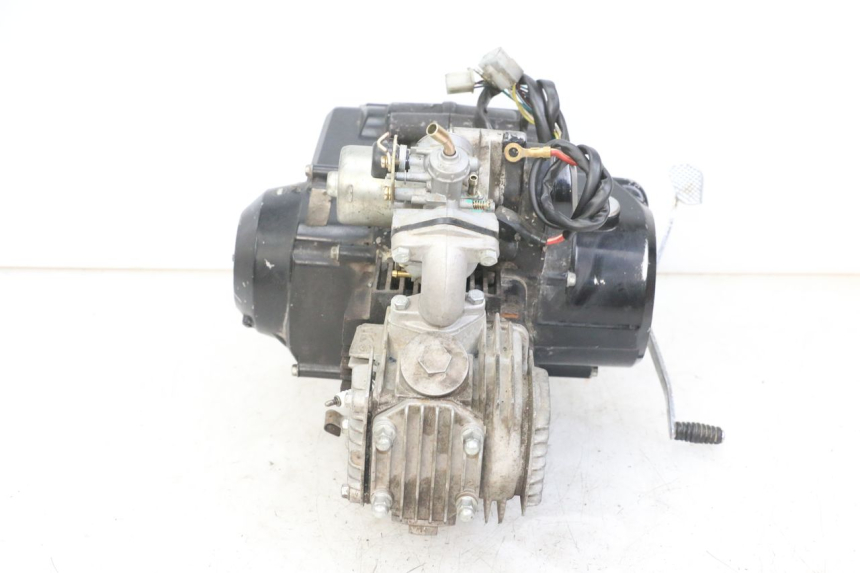 photo de ENGINE NITRO MOTORS SPEEDY 125 - Detailed visual inspection