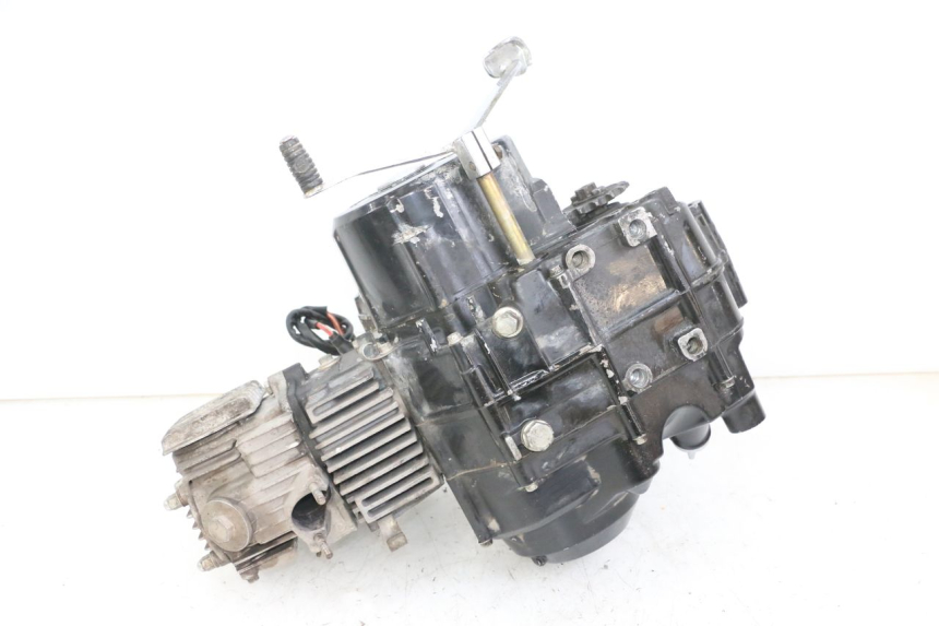 photo de ENGINE NITRO MOTORS SPEEDY 125 - Fixing points details