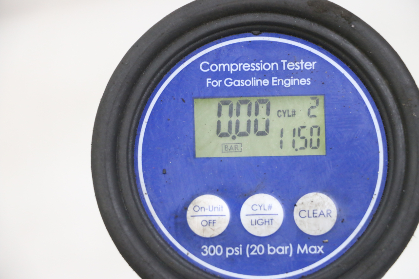 photo de ENGINE HONDA NTV DEAUVILLE 650 (1998 - 2001) - Alternative angle