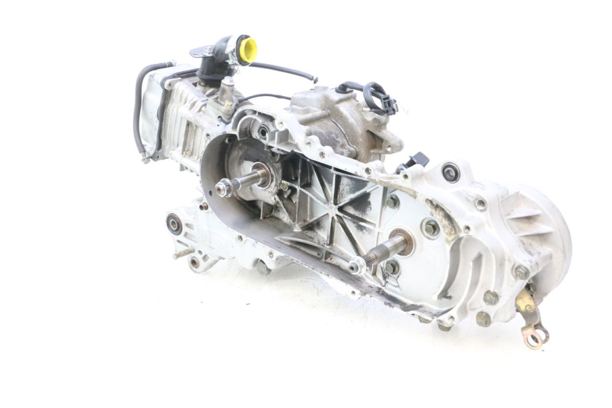 photo de ENGINE JM MOTORS OLDIES 4T 50 (2010 - 2020) - Detailed visual inspection