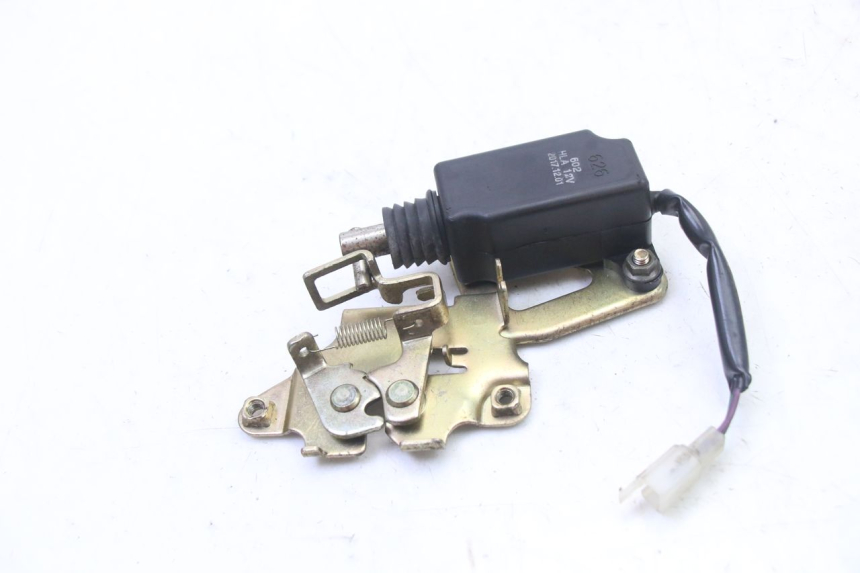 photo de TRUNK OPENING MOTOR SYM FIDDLE 3 III 125 (2014 - 2020) - Main view