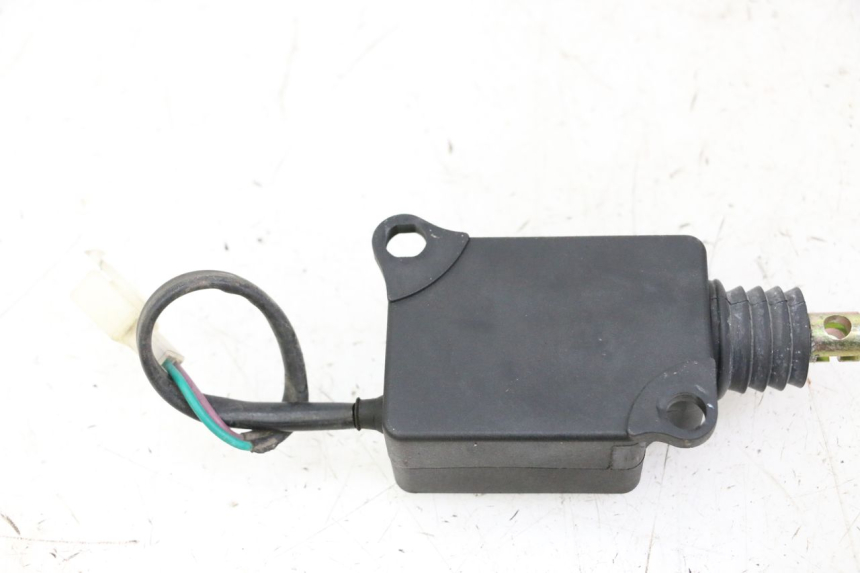 photo de SEAT LOCK ENGINE SYM JOYMAX 125 (2010 - 2017) - Alternative perspective