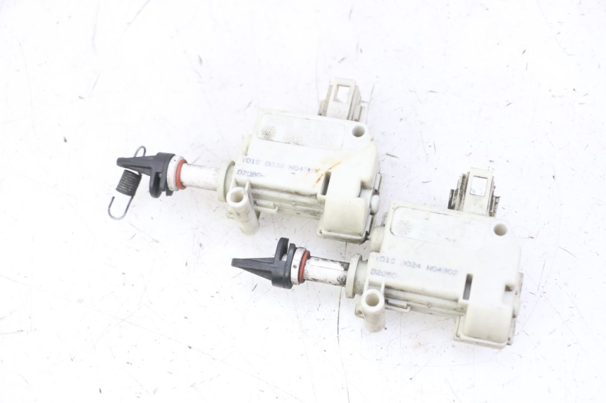 photo de SEAT LOCK ENGINE PIAGGIO MP3 LT 300 (2010 - 2016) - Component detail