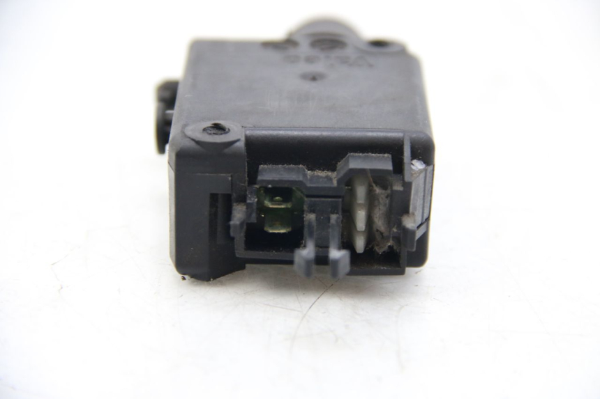photo de TRUNK OPENING MOTOR PEUGEOT SATELIS COMPRESSOR K15 125 (2006 - 2009) - Technical close-up