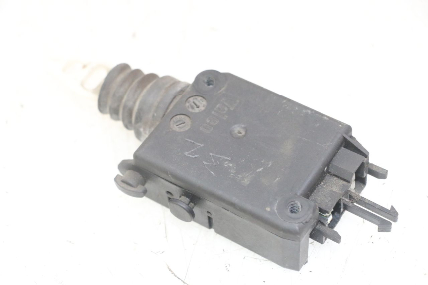 photo de SEAT LOCK ENGINE PEUGEOT SATELIS 125 (2013 - 2018) - Product overview