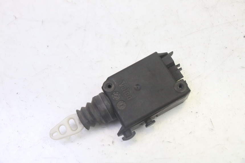 photo de TRUNK OPENING MOTOR PEUGEOT SATELIS 125 (2010 - 2012) - Component detail