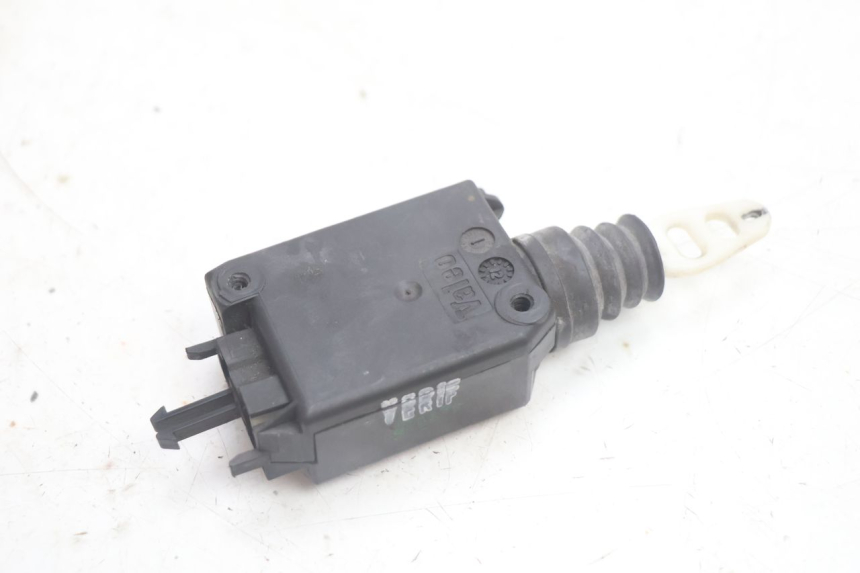 photo de SEAT LOCK ENGINE PEUGEOT SATELIS 125 (2013 - 2018) - Zoom on usage condition