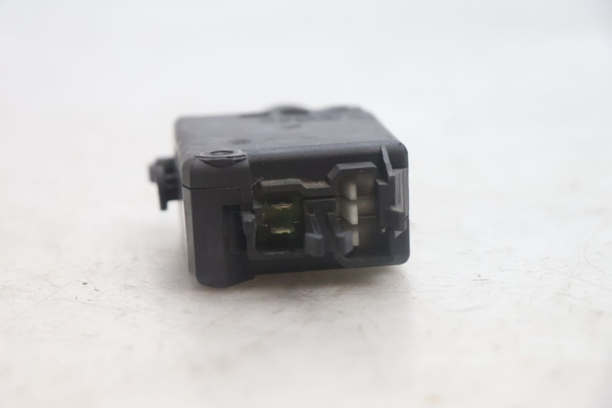 photo de SEAT LOCK ENGINE PEUGEOT SATELIS 125 (2013 - 2018) - Alternative perspective