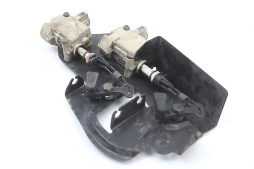 photo de SEAT LOCK ENGINE PIAGGIO XEVO - X EVO 125 (2007 - 2017) - Component detail