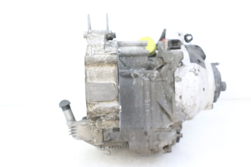 photo de ENGINE PIAGGIO VESPA GRANTURISMO 125 (2003 - 2007) - Alternative angle