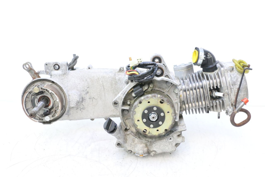 photo de ENGINE YIYING RETRO 125 (2008 - 2018) - Alternative angle