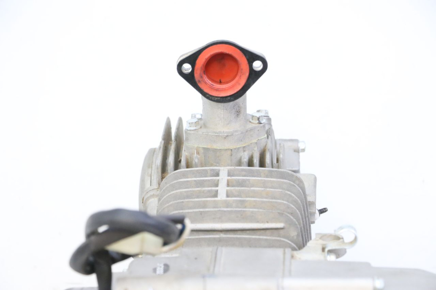 photo de ENGINE APOLLO RFZ 125 - Surface and material condition