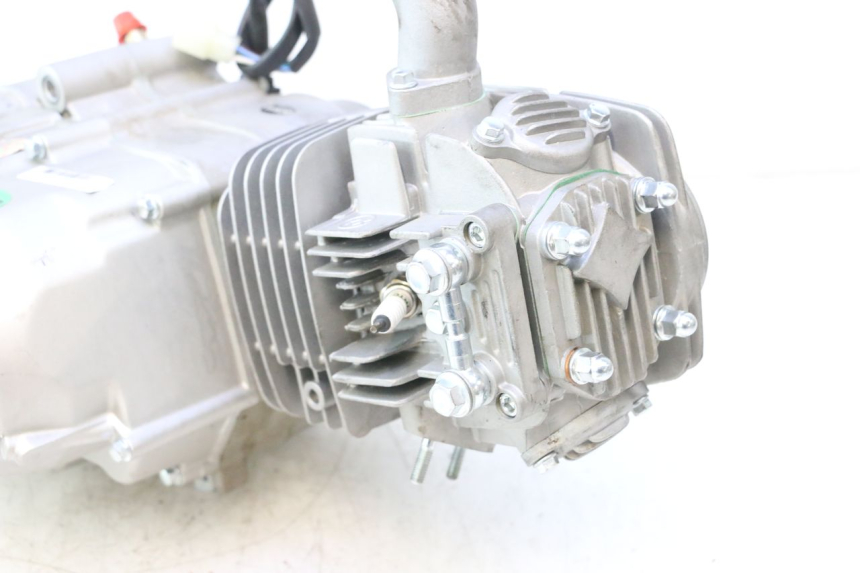 photo de ENGINE APOLLO RFZ 150 - Fixing points details