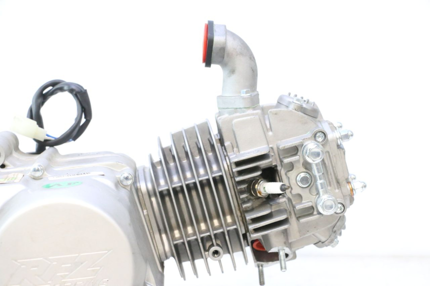 photo de ENGINE APOLLO RFZ 150 - Surface and material condition