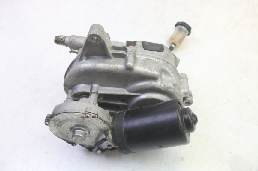 photo de ROLL LOCK ENGINE PIAGGIO MP3 HPE 350 (2018 - 2020) - Surface and material condition
