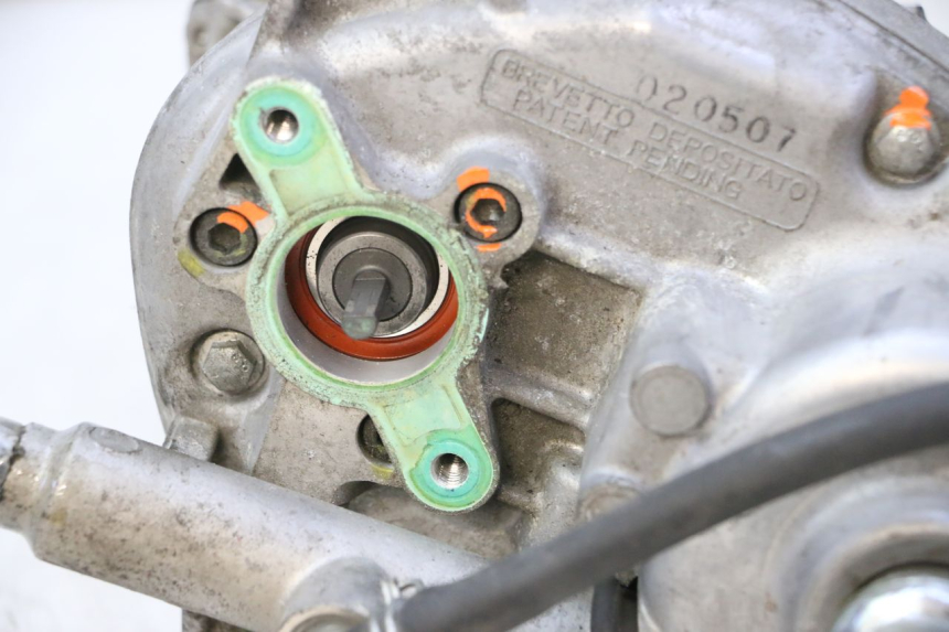 photo de ROLL LOCK ENGINE PIAGGIO MP3 125 (2006 - 2014) - Markings and original references