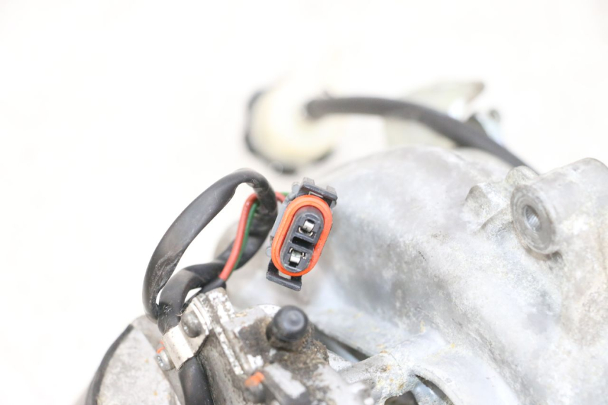 photo de ENGINE ROLL LOCK PIAGGIO MP3 RL 250 (2006 - 2010) - Zoom on usage condition