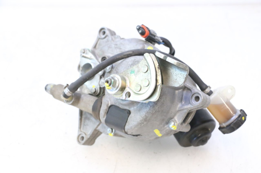 photo de ROLL LOCK ENGINE PIAGGIO MP3 500 (2016 - 2018) - Distinctive features