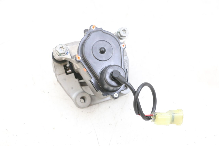photo de ROLL LOCK ENGINE YAMAHA TRICITY 300 (2020 - 2024) - Main view