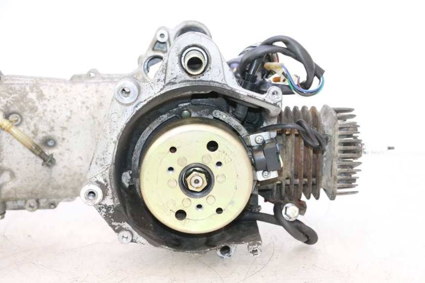 photo de ENGINE TNT MOTOR ROMA 10' 2T 50 (2011 - 2018) - Distinctive features