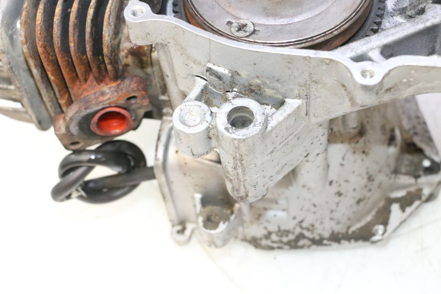 photo de ENGINE TNT MOTOR ROMA 10' 2T 50 (2011 - 2018) - Surface and material condition