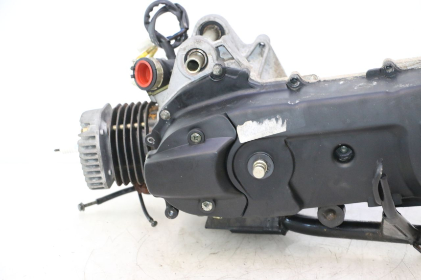 photo de ENGINE TNT MOTOR ROMA 12' 2T 50 (2007 - 2018) - High-resolution close-up