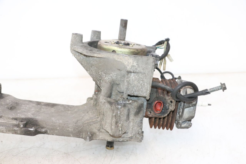 photo de ENGINE KEEWAY RY6 2T 50 (2011 - 2019) - Surface and material condition