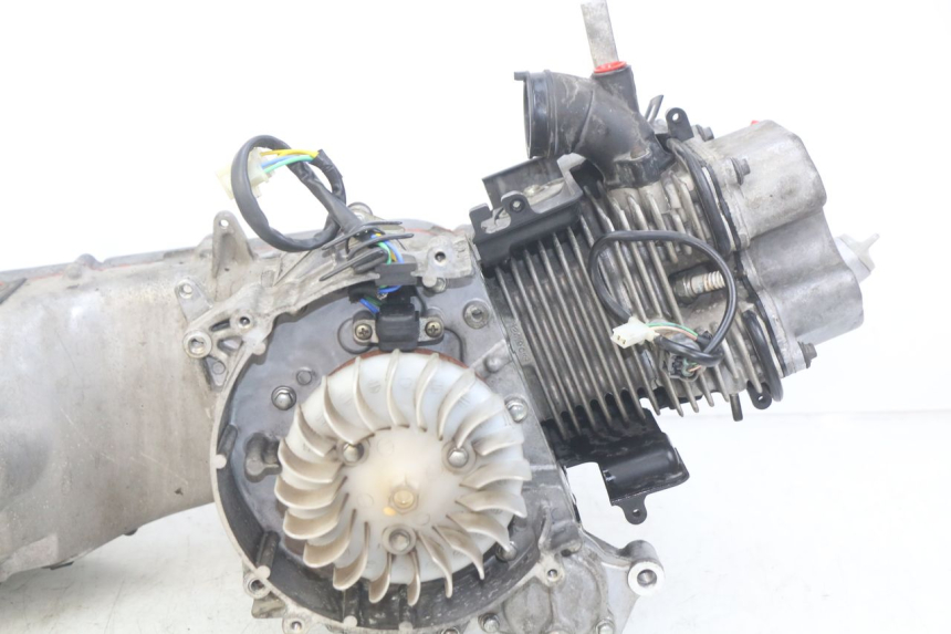 photo de ENGINE DAELIM S2 FI 125 (2008 - 2017) - Surface and material condition