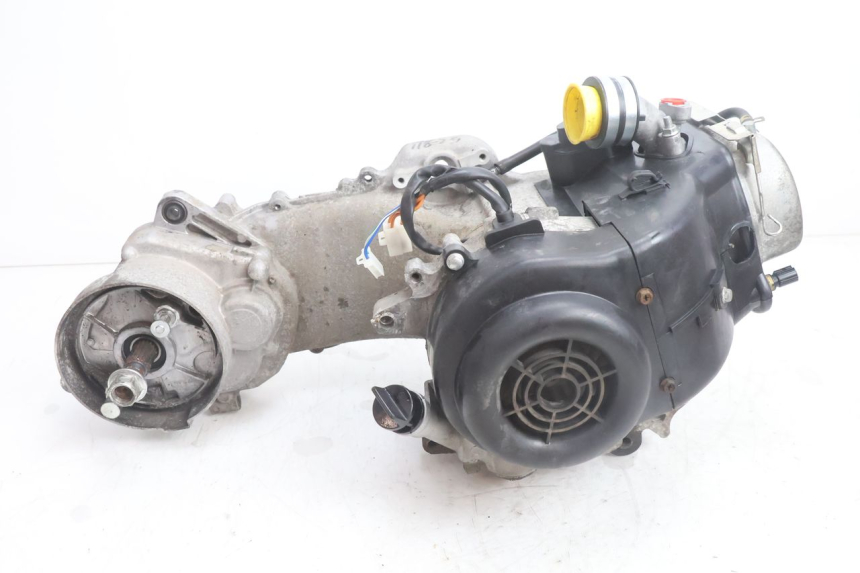 photo de ENGINE JM MOTORS SANTANA EVO 50 (2024 - 2026) - Surface and material condition
