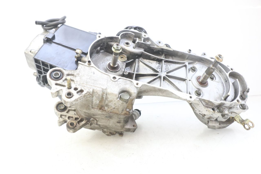 photo de ENGINE JM MOTORS SANTANA 50 (2014 - 2023) - Fixing points details