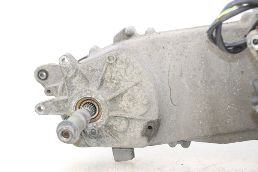photo de ENGINE PEUGEOT SATELIS 125 (2013 - 2018) - High-resolution close-up
