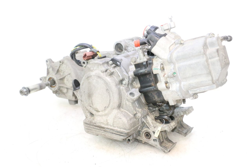 photo de ENGINE PEUGEOT SATELIS 125 (2013 - 2018) - Detailed visual inspection