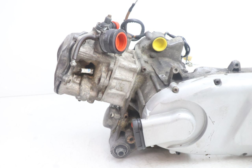 photo de ENGINE APRILIA SCARABEO GT 125 (1999 - 2007) - Component detail