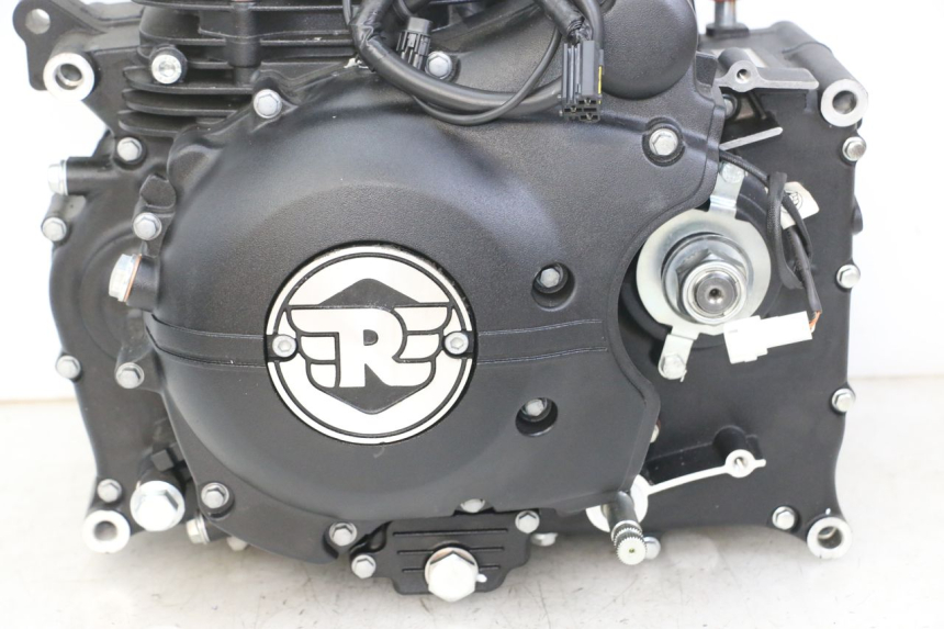 photo de ENGINE ROYAL ENFIELD SCRAM 411 (2022 - 2024) - Detailed visual inspection