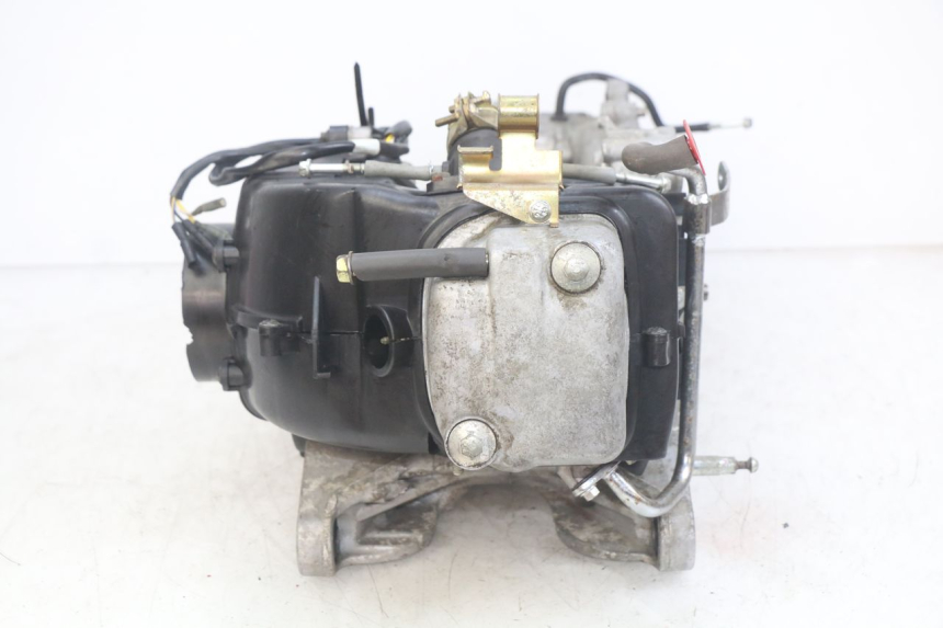 photo de ENGINE HONDA SCV LEAD 100 (2003 - 2007) - Distinctive features