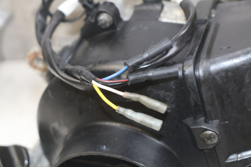 photo de ENGINE HONDA SCV LEAD 100 (2003 - 2007) - Alternative perspective