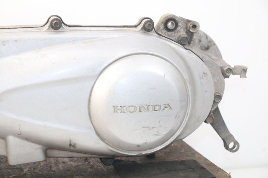 photo de ENGINE HONDA SES DYLAN 125 (2002 - 2006) - Distinctive features