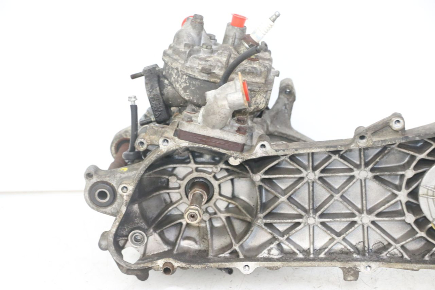 photo de ENGINE PEUGEOT SPEEDFIGHT 2 LC 50 (2000 - 2009) - Distinctive features