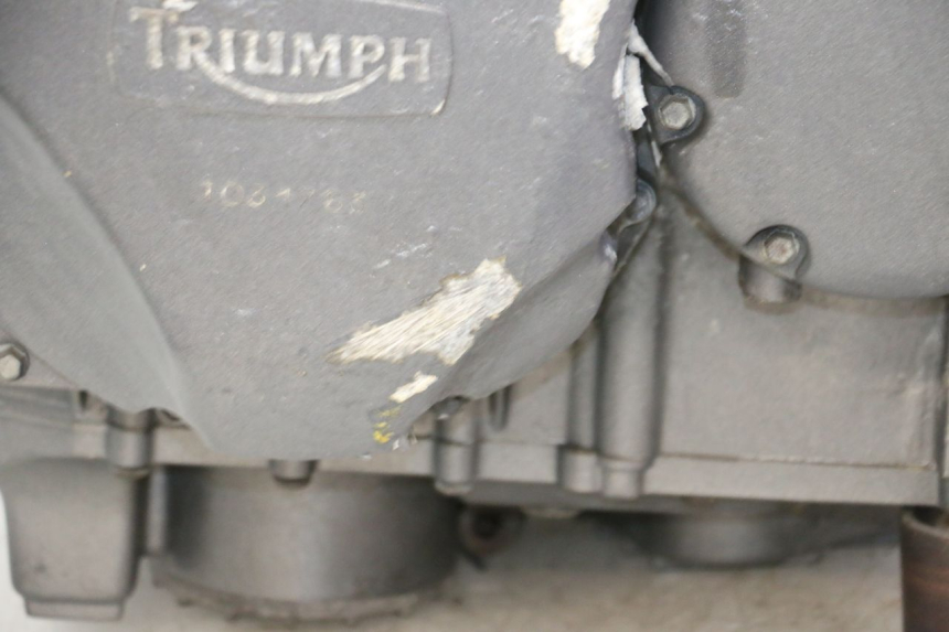 photo de ENGINE TRIUMPH SPRINT 900 (1995 - 1998) - Distinctive features