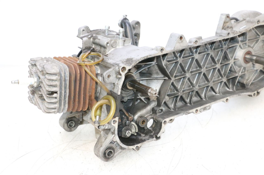 photo de ENGINE APRILIA SR MOTARD 50 (2012 - 2018) - Distinctive features