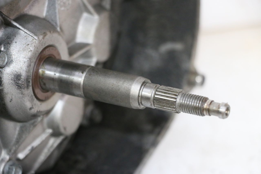 photo de ENGINE APRILIA SR R 2T LC 50 (2018 - 2021) - Alternative perspective