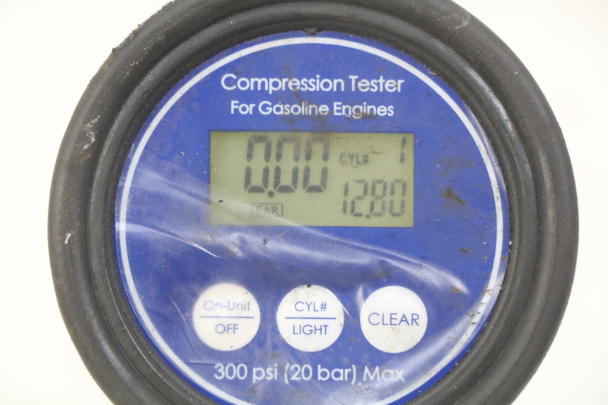 photo de ENGINE SUZUKI SV S 650 (1999 - 2002) - Detailed visual inspection