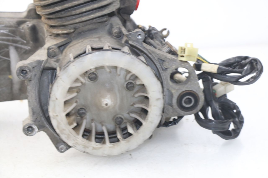 photo de ENGINE PEUGEOT SV 80 (1993 - 1997) - Surface and material condition