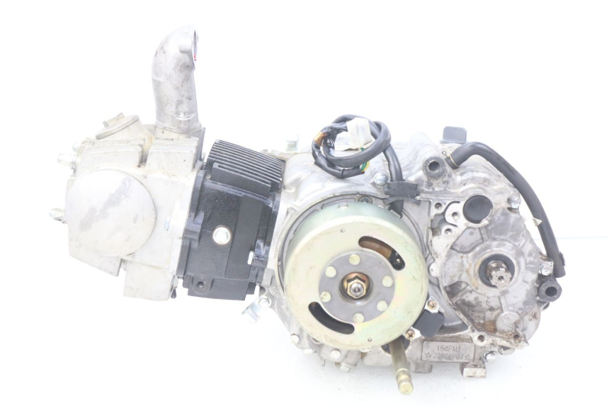 photo de ENGINE NITRO MOTORS THUNDER 125 - Distinctive features