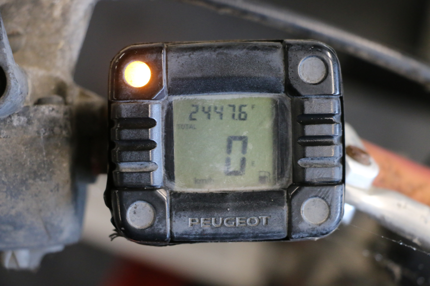 photo de ENGINE PEUGEOT TKR TREKKER FURIOUS 50 (2005 - 2014) - Zoom on usage condition